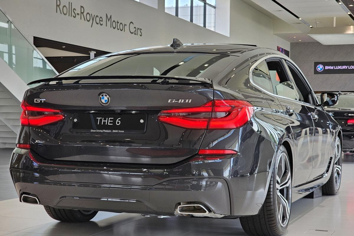 BMW 6 G32